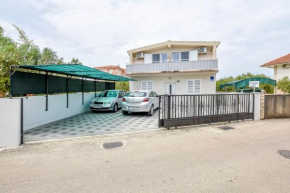 Apartment Kucinic
